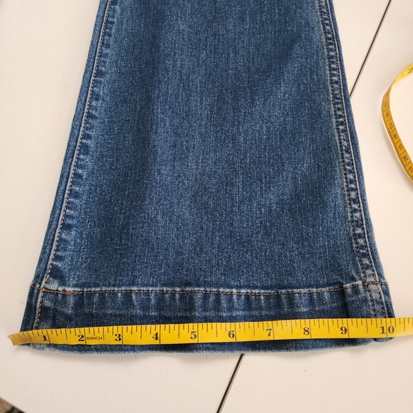 GAP Womens High Rise Flare Jeans Size 6/28R Hendrix Wash Medium Denim - Picture 13 of 15